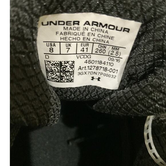 Under Armour Ignite ST Shoes Mens Size 8 Baseball Metal Cleats Athletic NEW - Picture 10 of 10